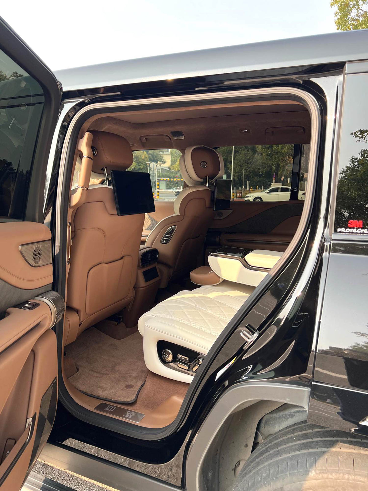 Byd Yangwang U8 Deluxe Extended-Range Electric SUV 2024 RW2 - Autonomie Etendue