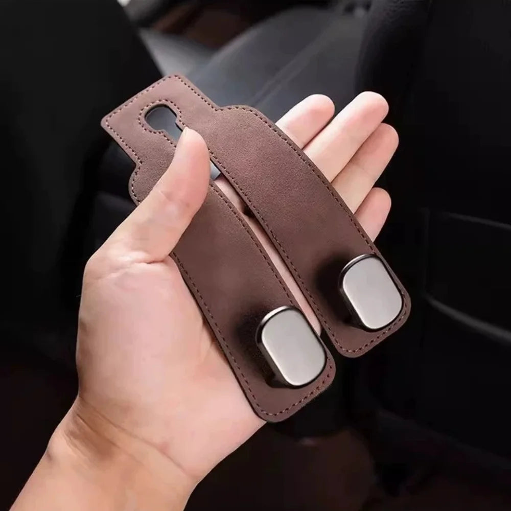 Un crochet pour appui-tête de voiture en cuir artificiel, un organisateur peu encombrant pour sacs à main et sacs de courses, idéal pour les SUV et les mini