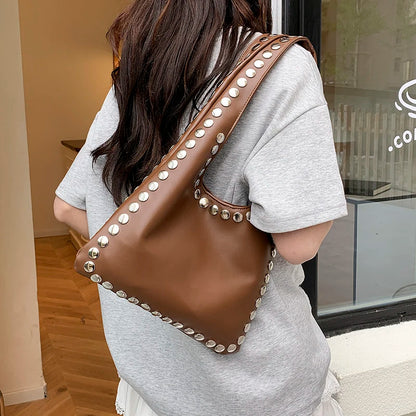 Luxury Design Bag Portable Womens Tote Bag Large Capacity Ladies Handbag Rivet Pu Soft Leather Shoulder Bag