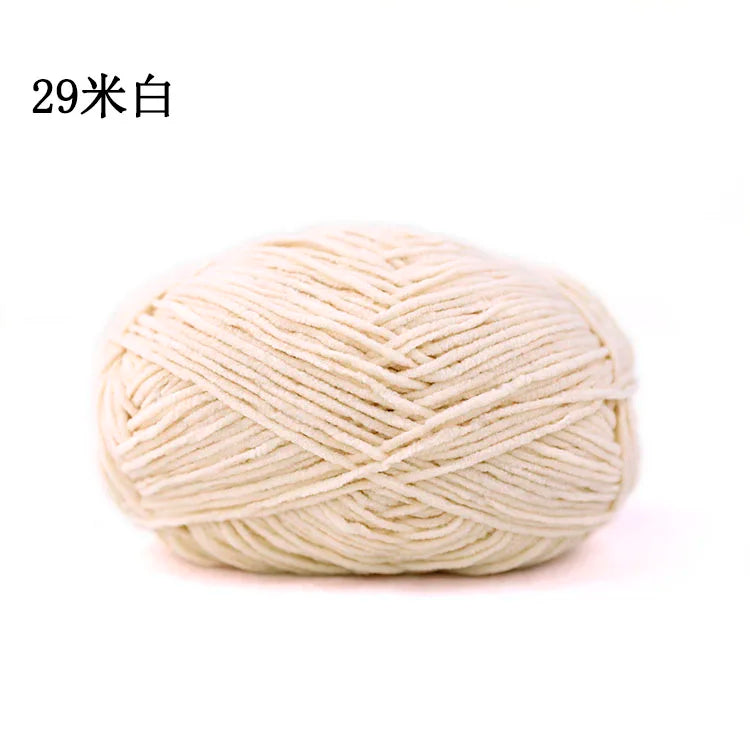 Factory Direct 100% Polyester Chenille Fancy Yarn Hand-Woven Knitting Yarn with Dyed Pattern