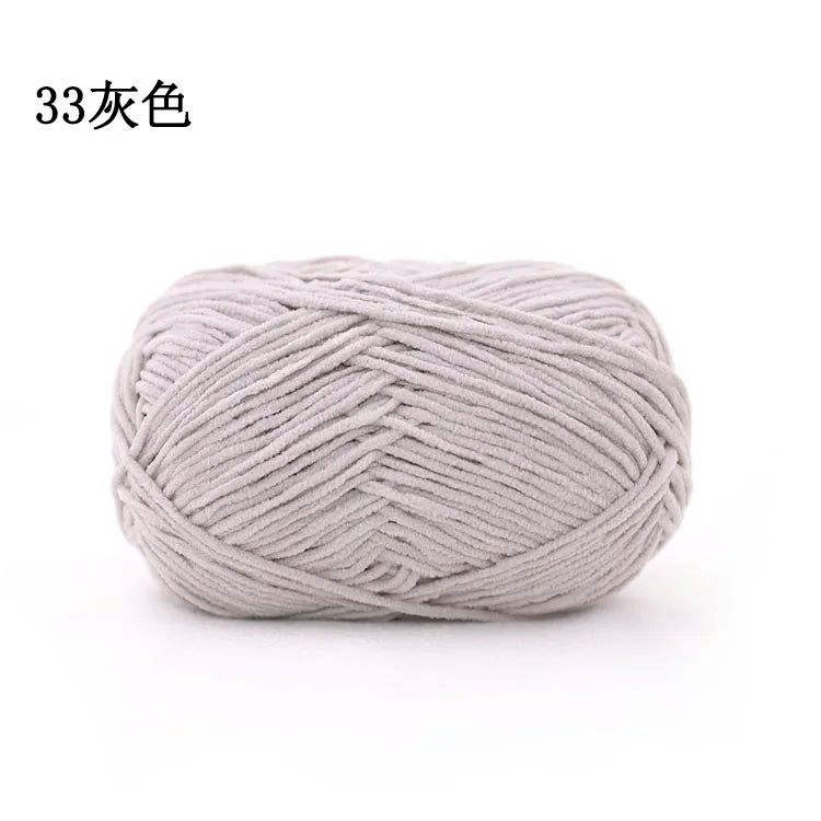 Factory Direct 100% Polyester Chenille Fancy Yarn Hand-Woven Knitting Yarn with Dyed Pattern