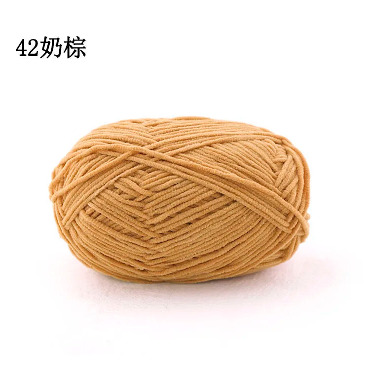 Factory Direct 100% Polyester Chenille Fancy Yarn Hand-Woven Knitting Yarn with Dyed Pattern