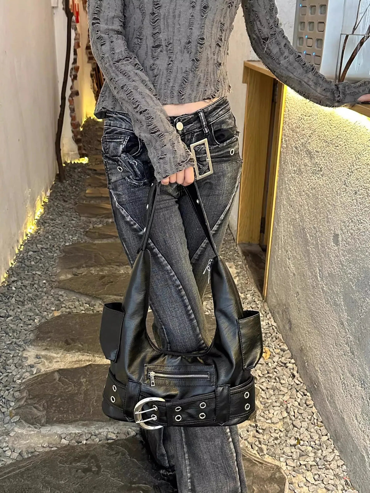 Luxury Handmade Hobo Bag in PU Leather Vintage Fashion Design with Zipper Closure Portable & National Style for Women