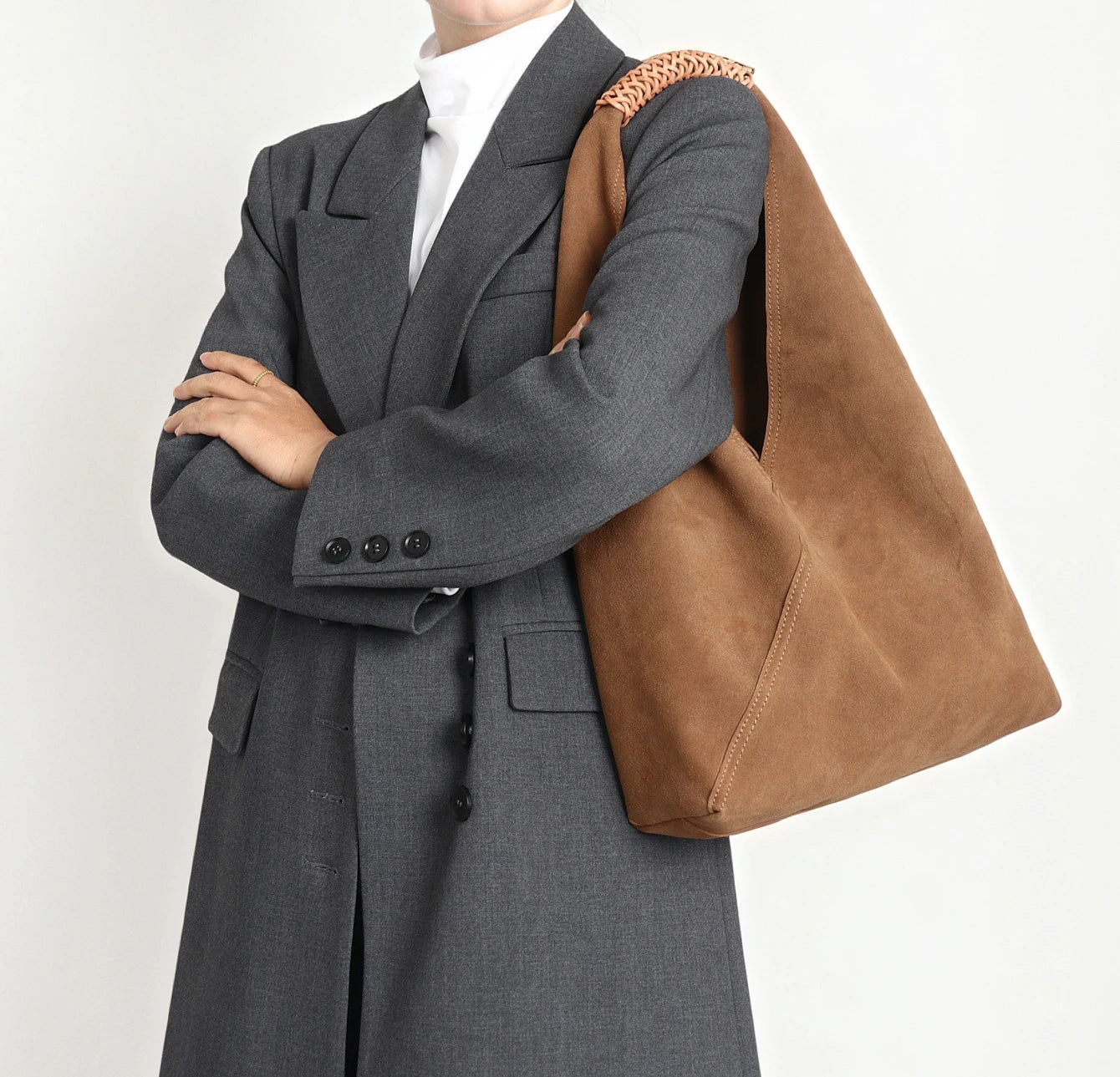 2026 New China Wholesale Supplier Real Leather Shoulder Bag Women Slouchy Hand Carry Purse Natural Texture Luxury Daily Fashion