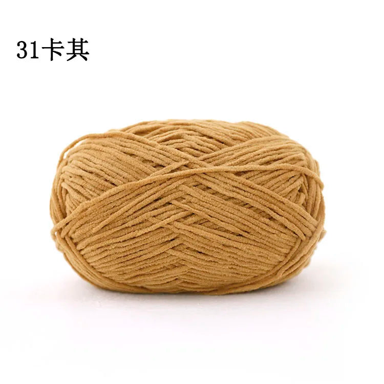 Factory Direct 100% Polyester Chenille Fancy Yarn Hand-Woven Knitting Yarn with Dyed Pattern for Weaving