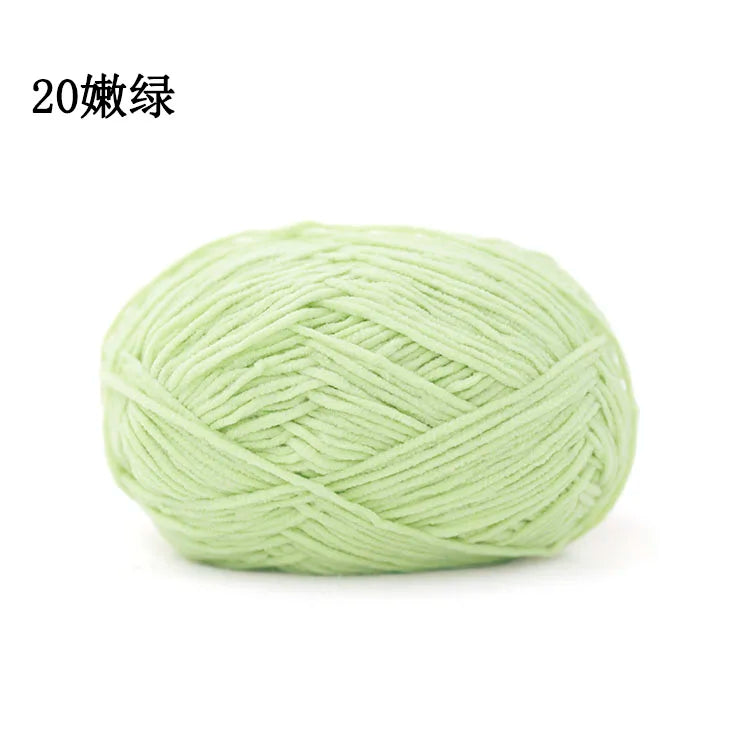 Factory Direct 100% Polyester Chenille Fancy Yarn Hand-Woven Knitting Yarn with Dyed Pattern