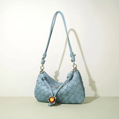 Custom Large Capacity Woven Cowhide Leather Tote Handbag for Women Luxury Portable Zipper Closure Shoulder Bag