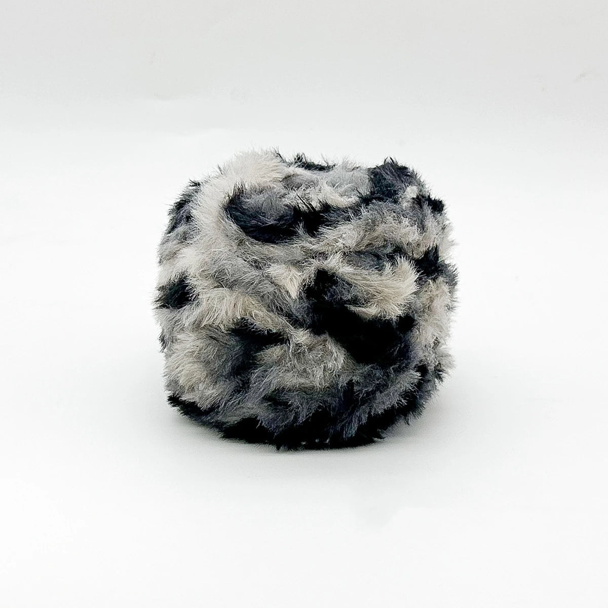 Fil de fourrure Super doux, 1 œuf de 100 grammes, fil de fausse fourrure épais et moelleux pour cils, accessoires et couvertures pour écharpe tricotée au Crochet