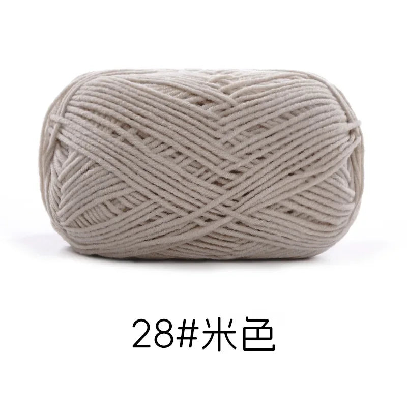 Pelote de Fil de Coton de Lait Peigné à 4 Brins, Laine Douce pour Crocheter et Tisser à la Main, 50g Chacun. 120M)