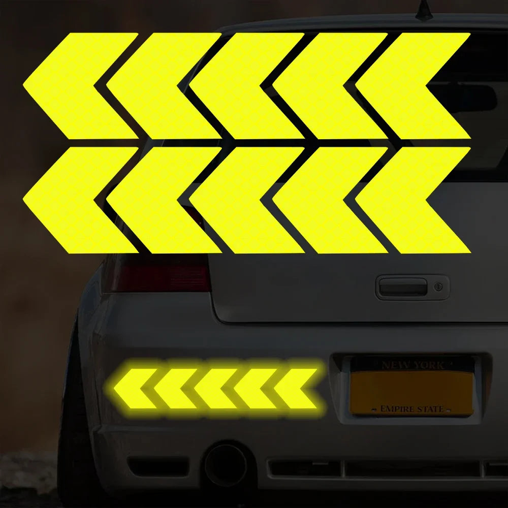 Autocollant réfléchissant en forme de flèche pour voiture, 10 pièces/ensemble, bande d'avertissement de sécurité pour pare-chocs de voiture, réflecteur de coffre, bande de danger, style de voiture