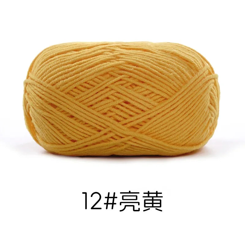 Pelote de Fil de Coton de Lait Peigné à 4 Brins, Laine Douce pour Crocheter et Tisser à la Main, 50g Chacun. 120M)