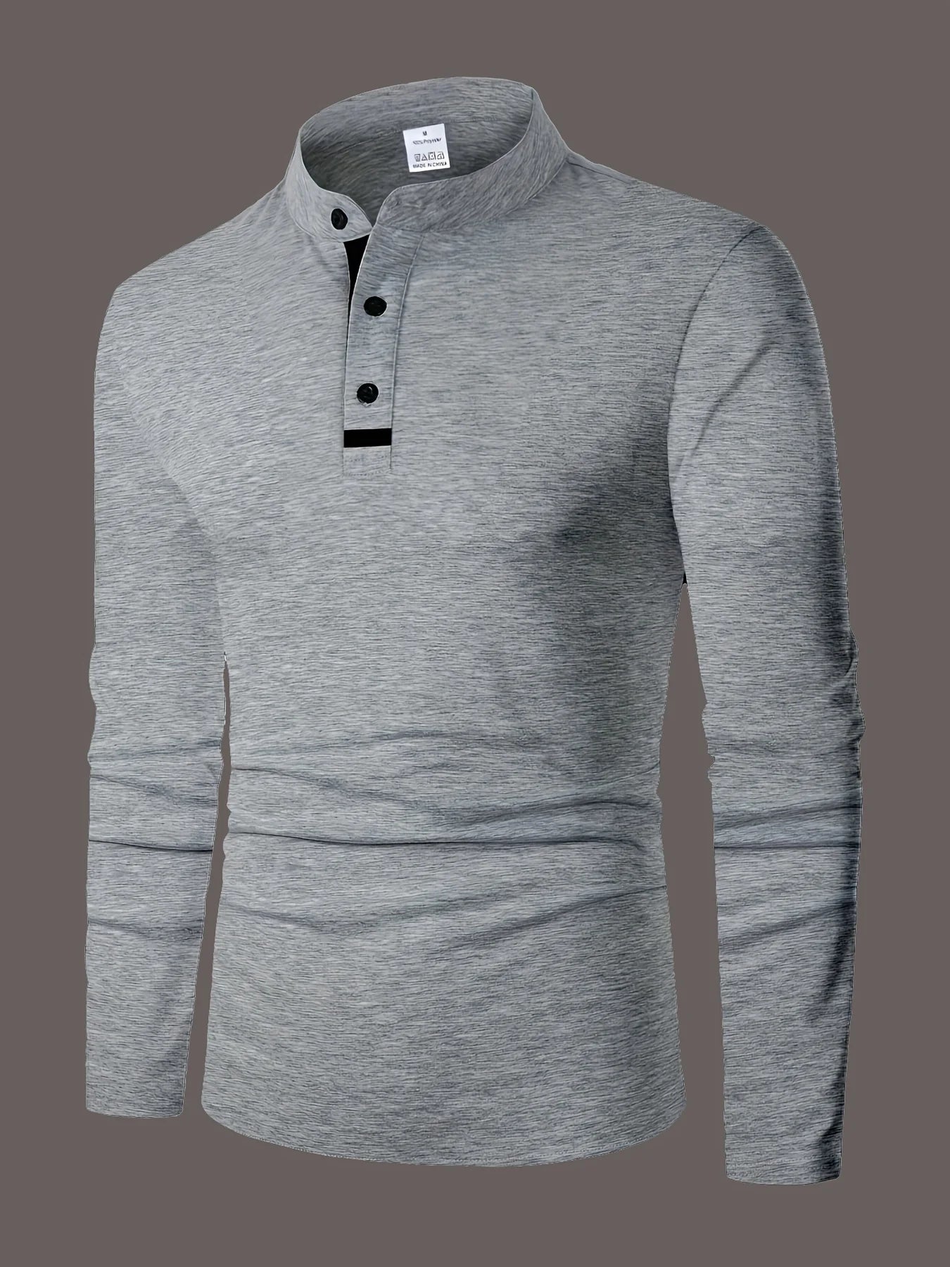 Un polo élégant à col rond pour hommes, uni épissé, adapté à porter à la maison en été, automne et hiver