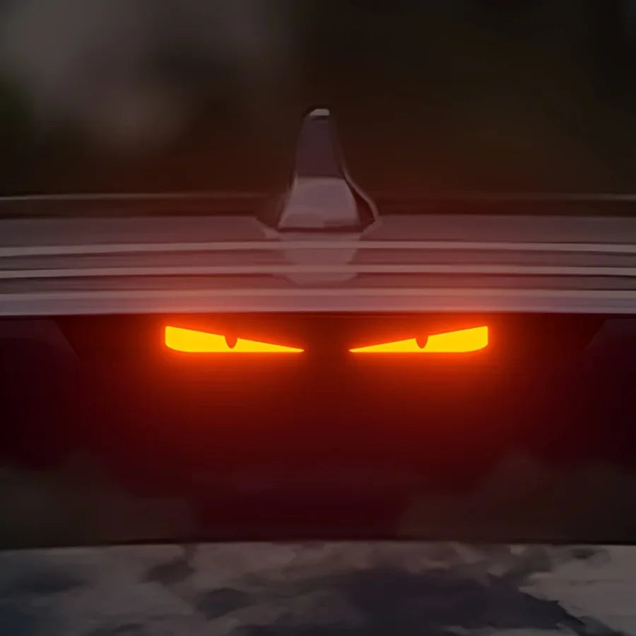 Autocollant de feu arrière de voiture Monster Eyes - Autocollant de feu arrière yeux du diable de dessin animé, motif en fibre de carbone, Projection nocturne transparente