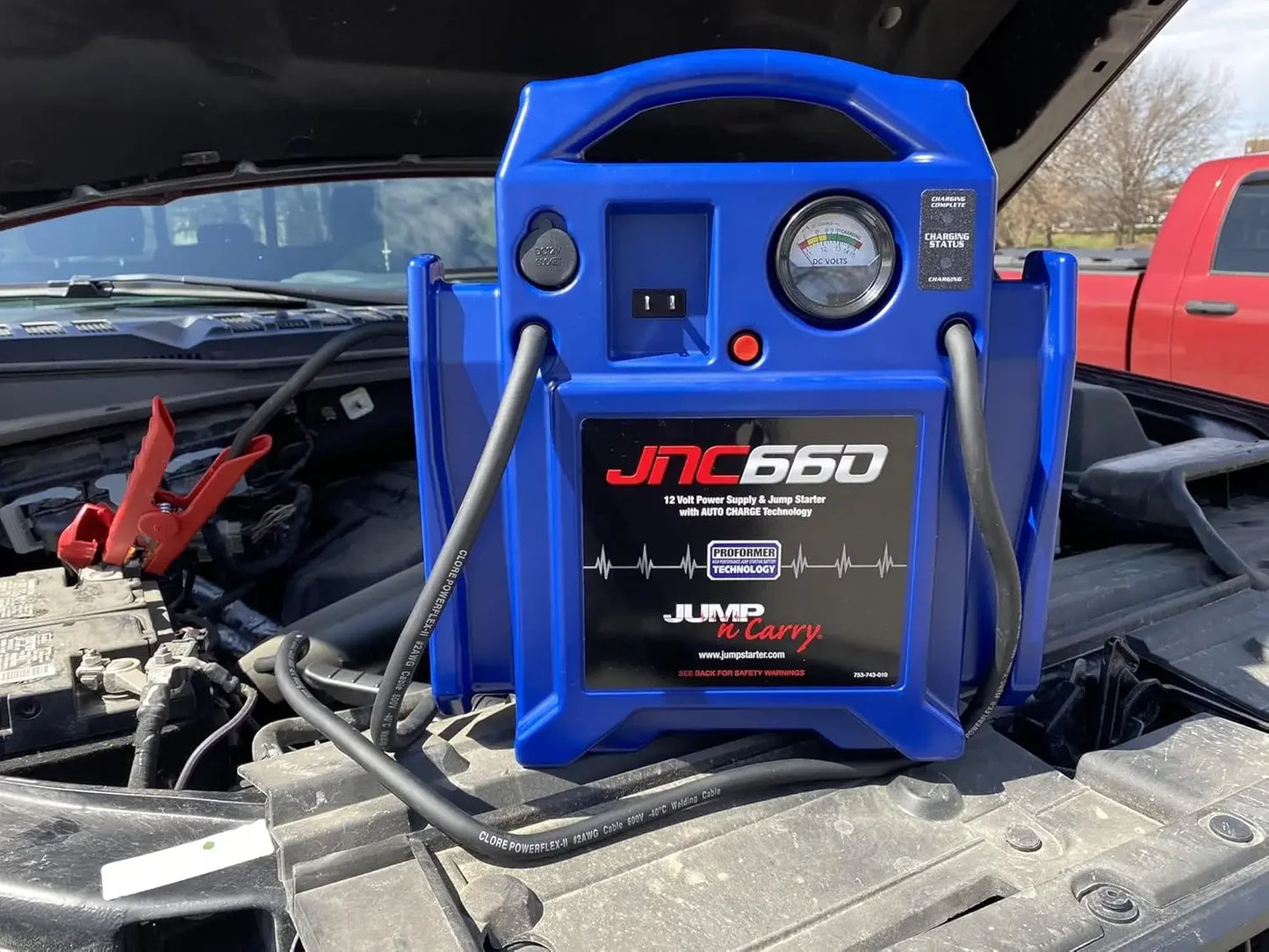 Jump-N-Carry JNC660 1700 Peak Amp Démarreur de saut 12 volts, bleu