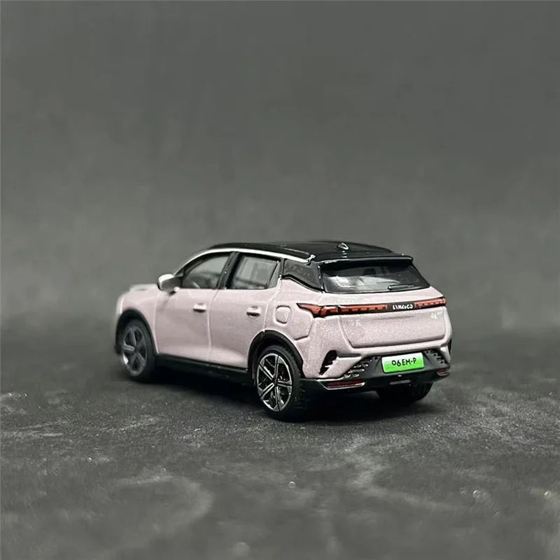 Bburago 1:64 LYNK & CO 06 EM-P SUV modèle de voiture en alliage moulé sous pression en métal nouvelle énergie véhicules électriques modèle de voiture Simulation enfants jouets cadeau