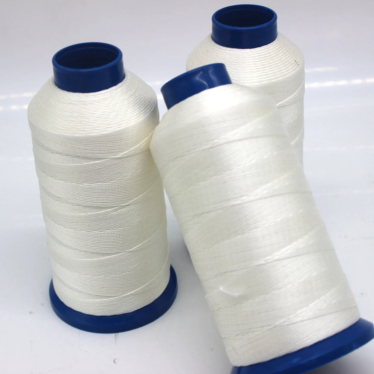 UHWMPE-Fil à coudre UV haute résistance, blanc, noir, résistant à l'usure, résistant à la coupure, résistance à la corrosion, niveau médical