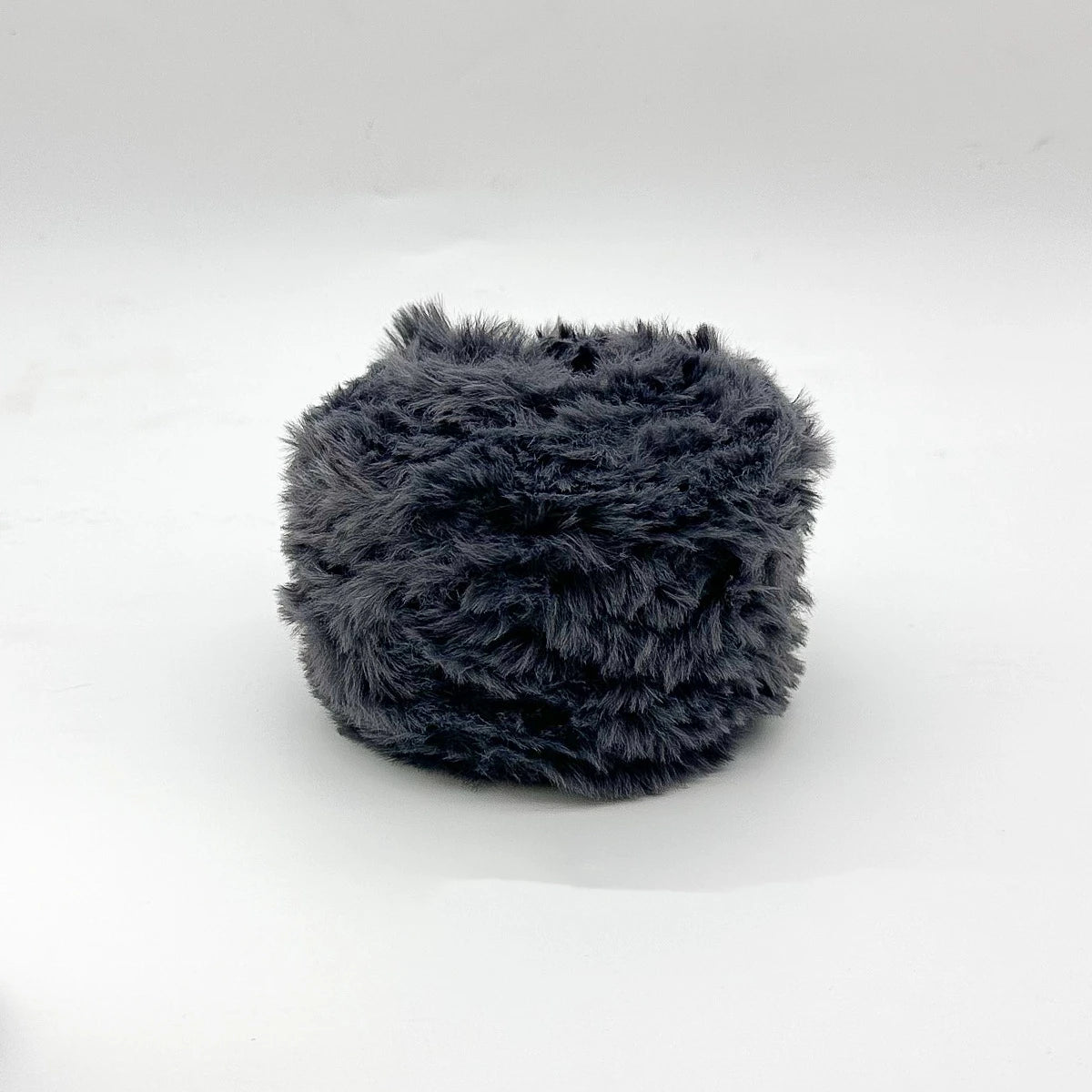 Fil de fourrure Super doux, 1 œuf de 100 grammes, fil de fausse fourrure épais et moelleux pour cils, accessoires et couvertures pour écharpe tricotée au Crochet