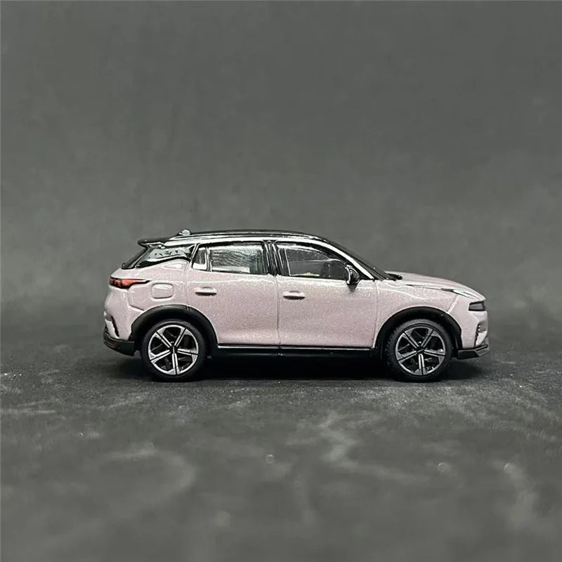 Bburago 1:64 LYNK & CO 06 EM-P SUV modèle de voiture en alliage moulé sous pression en métal nouvelle énergie véhicules électriques modèle de voiture Simulation enfants jouets cadeau