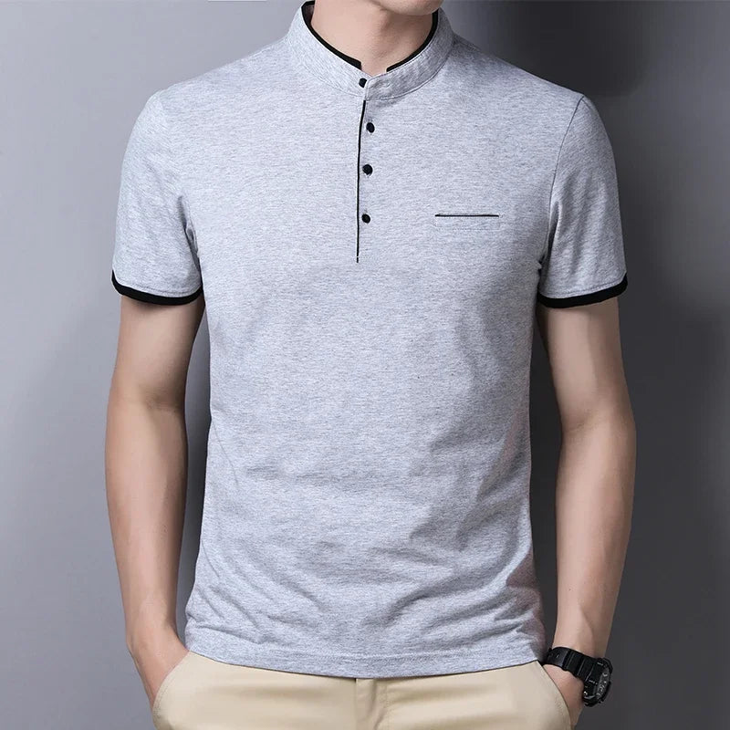 2025 nouveaux hommes décontracté et à la mode couleur unie à manches courtes col montant T-shirt été polyvalent et confortable haut