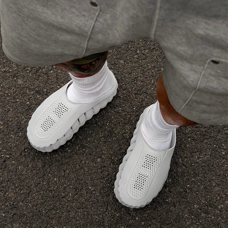 Pantoufles d'été à la mode pour hommes, chaussures d'extérieur légères antidérapantes à tige basse, chaussures décontractées résistantes à l'eau pour hommes
