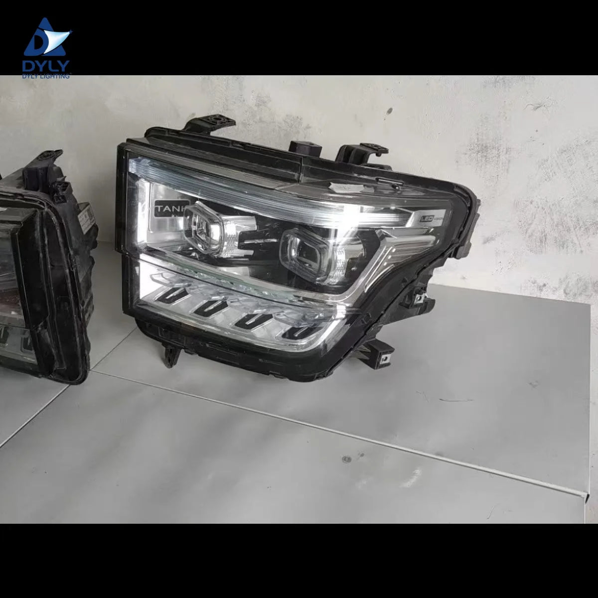 Phare LED pour voitures, réservoir 500, haute qualité, 12V, 45W, lumière blanche, nouvel état, pièces de rechange, reconditionnées