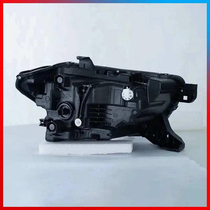 Applicable Toyota Takuma 2020 phare LE SE Modification 81110-04290