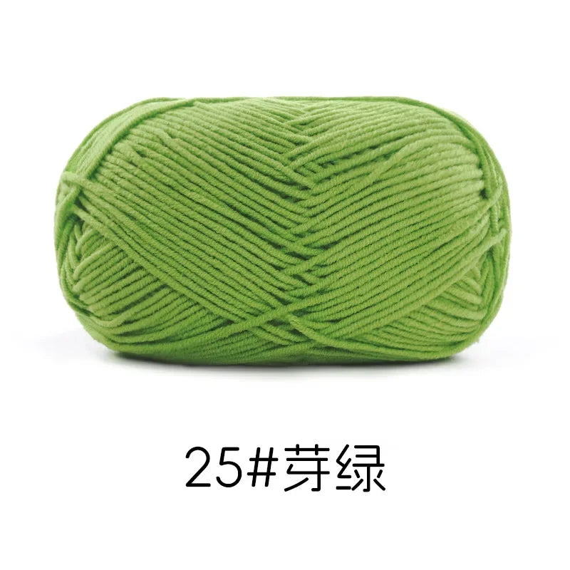 Pelote de Fil de Coton de Lait Peigné à 4 Brins, Laine Douce pour Crocheter et Tisser à la Main, 50g Chacun. 120M)