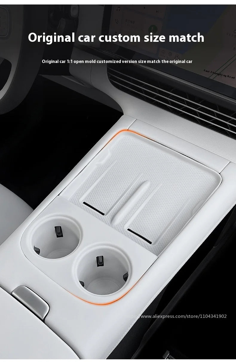 Xiaopeng-Coussin en silicone de charge sans fil, intérieur de protection, contrôle central, tasse à eau, adapté pour Xpeng G6