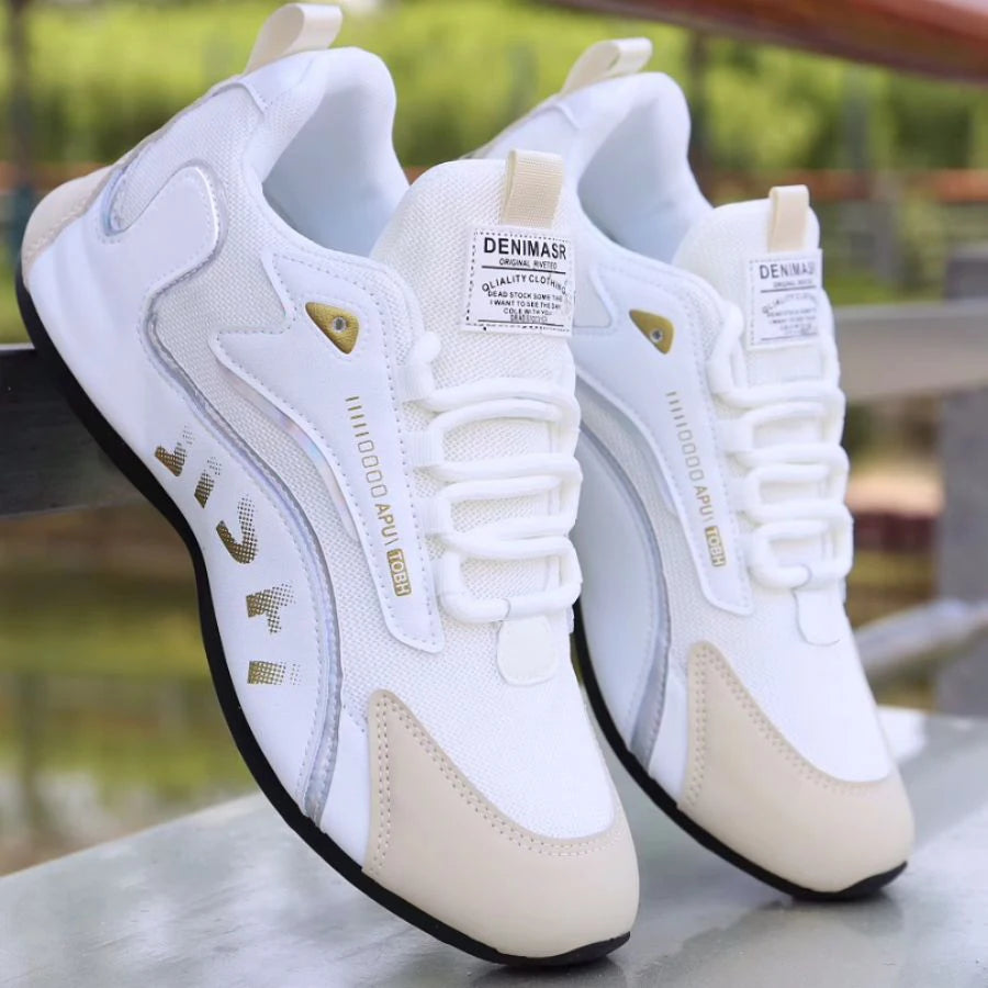 Une paire de chaussures d'entraînement respirantes pour hommes avec lacets, confortables et légères, adaptées au sport, aux activités de plein air, aux déplacements quotidiens et à un usage décontracté, chaussures d'