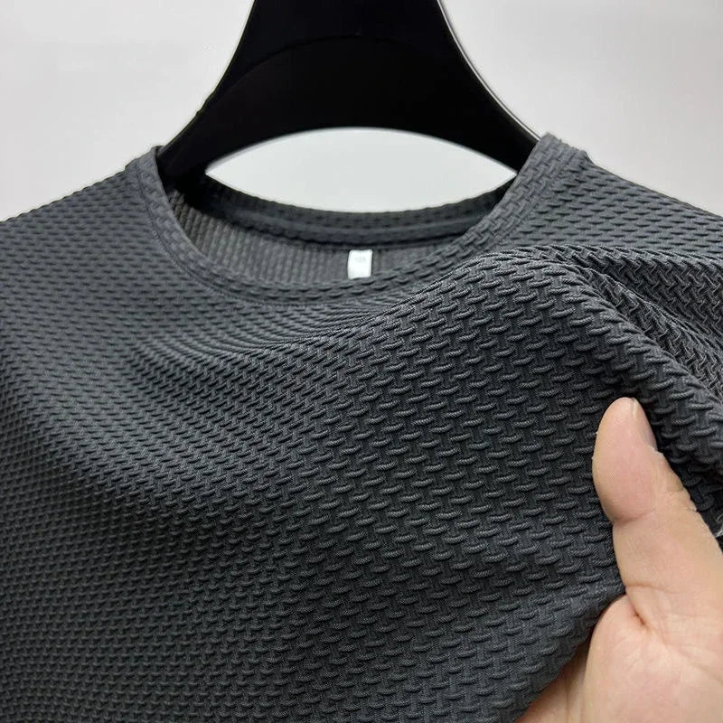 Été glace soie haut de gamme couleur unie haute qualité à manches courtes t-shirts hommes respirant mode T-Shirt mâle marque vêtements 4XL
