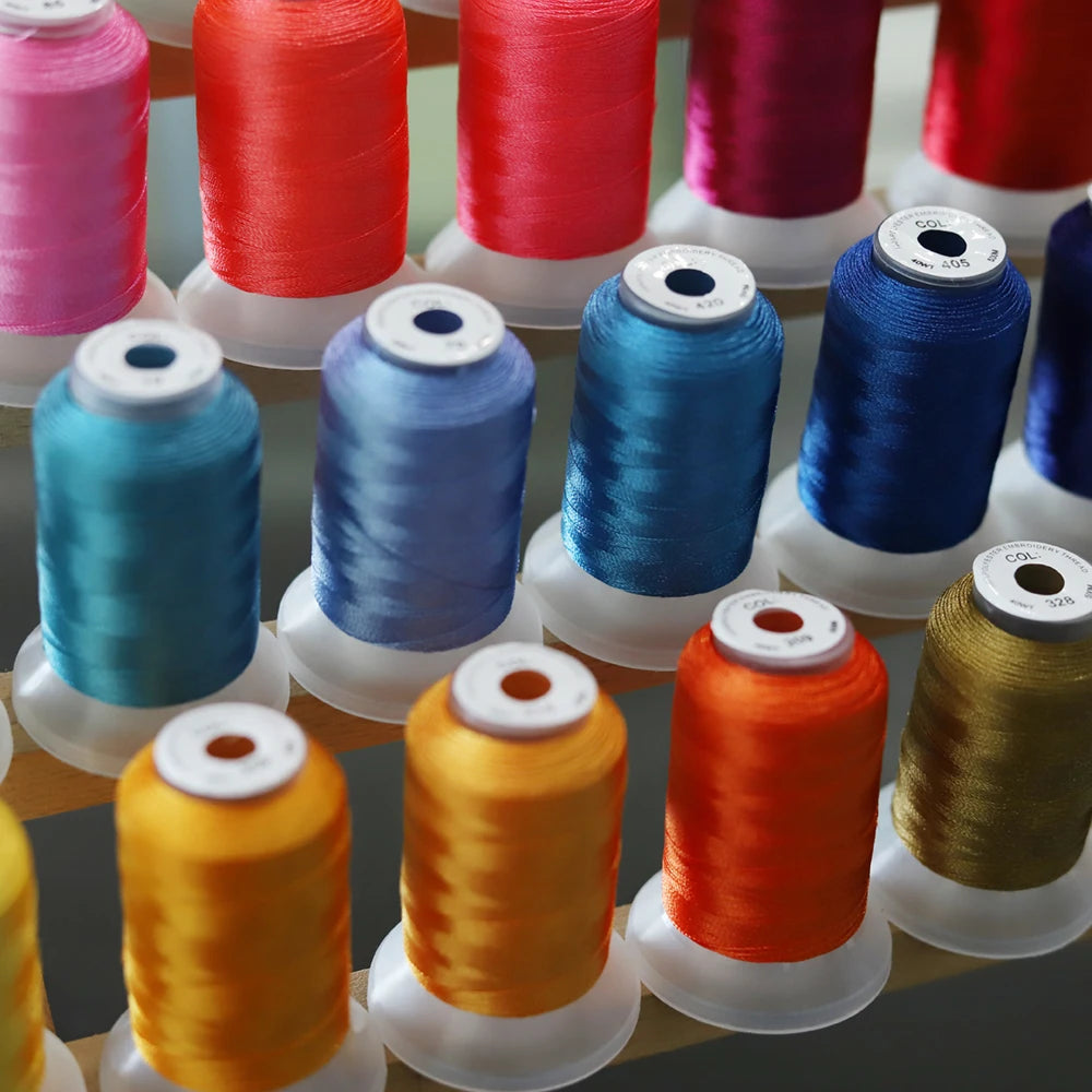 Ensemble de 40 couleurs Brother, fil à broder en Polyester Premium 120D/2, bobine de 500 mètres, Babylock Janome Singer Home Machine 40WT