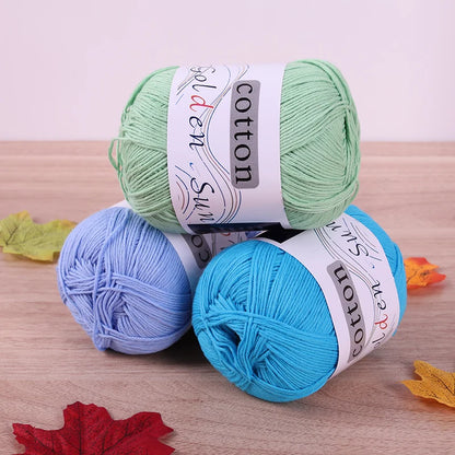 200 g de fil de coton pur 100 %, fil au crochet moyen-fin, fait à la main pour tricoter des pulls, des gilets, des chapeaux et des petites couvertures. Fil de coton moyen-fin, 1 pièce = 4 pièces = 200 grammes