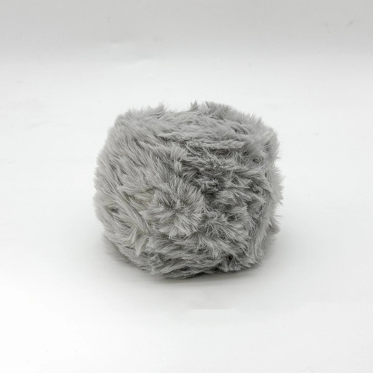 Fil de fourrure Super doux, 1 œuf de 100 grammes, fil de fausse fourrure épais et moelleux pour cils, accessoires et couvertures pour écharpe tricotée au Crochet