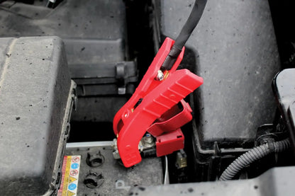 Jump-N-Carry JNC770R 1700 Peak Amp Premium Démarreur de saut 12 volts - Rouge