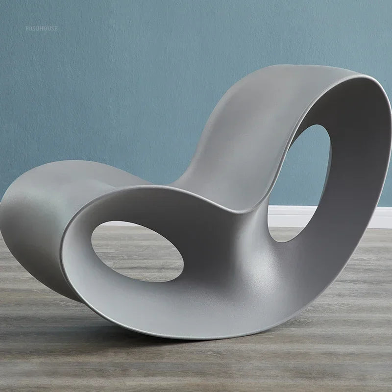 Chaise longue en plastique légère et luxueuse, Chaise à bascule d'extérieur moderne, créative, paresseuse, pour loisirs, maison, balcon, salon