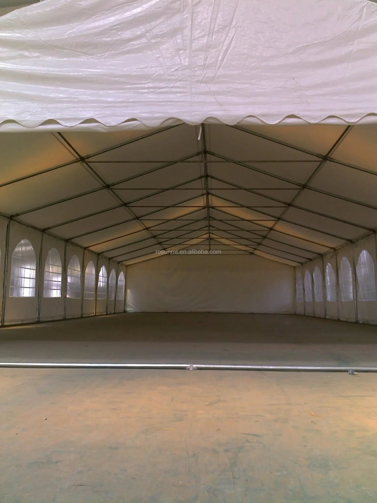 Grande tente pour événement de fête de mariage, matériau de haute qualité, Durable, facile à installer, capacité de 200 personnes