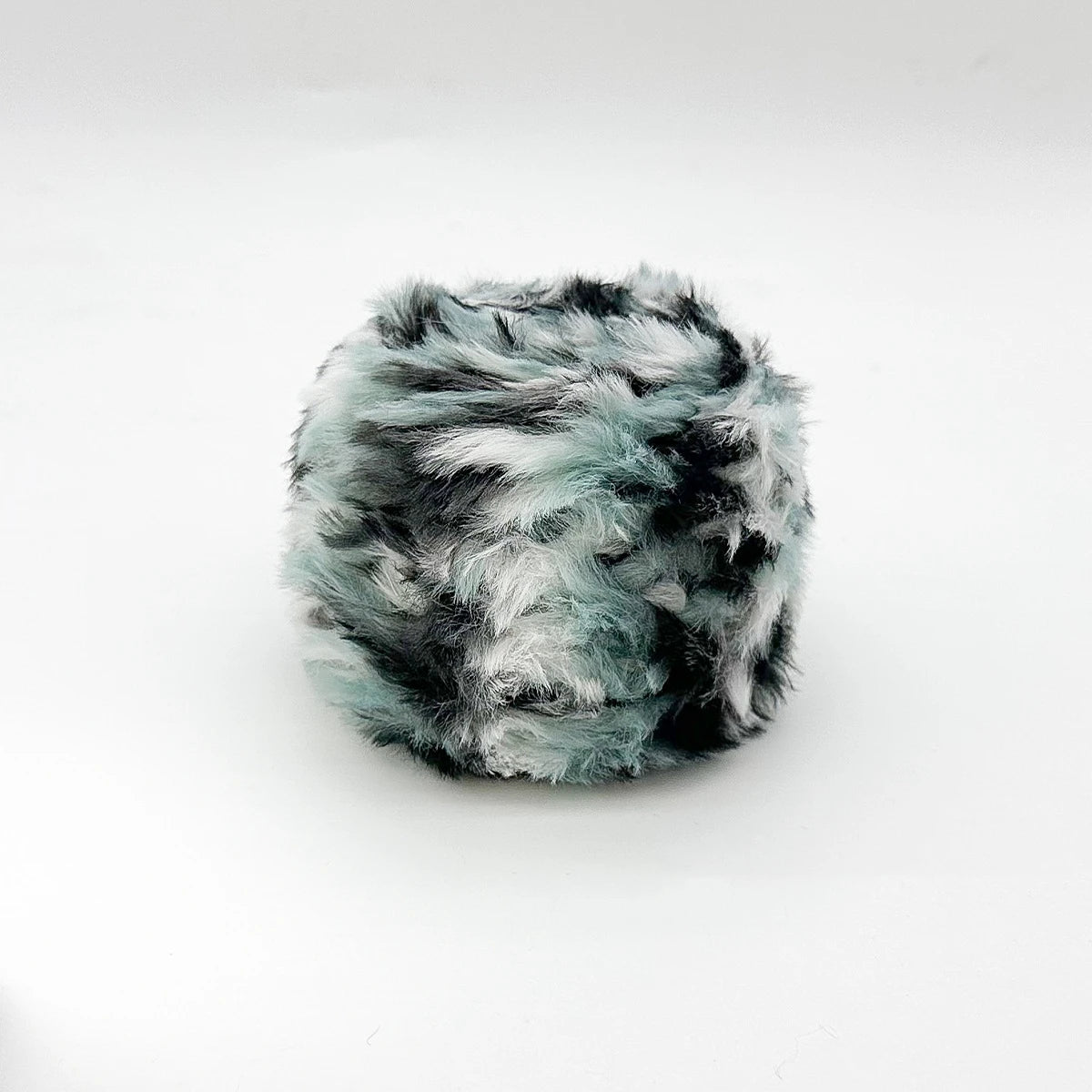 Fil de fourrure Super doux, 1 œuf de 100 grammes, fil de fausse fourrure épais et moelleux pour cils, accessoires et couvertures pour écharpe tricotée au Crochet