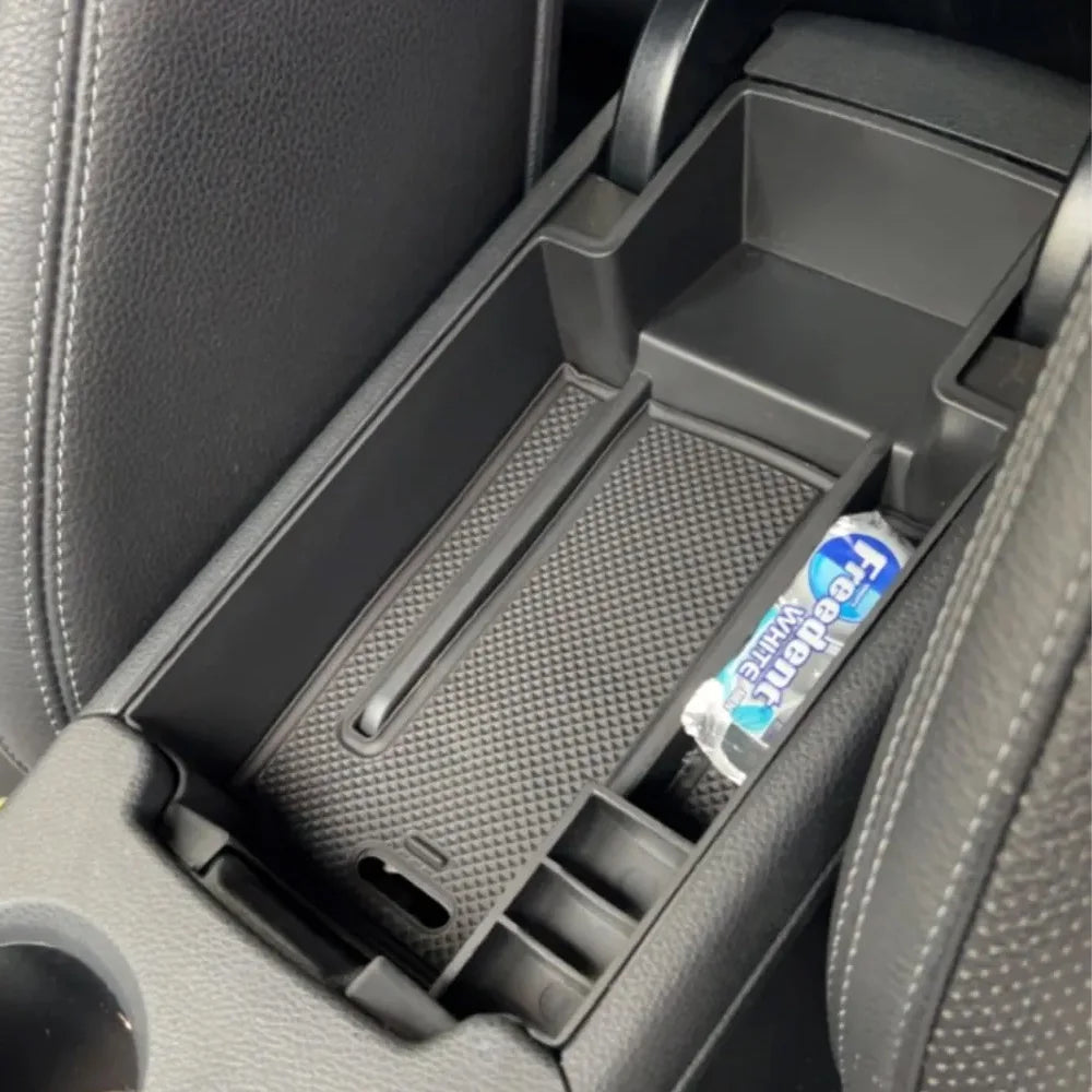 Boîte de rangement d'accoudoir de Console centrale de voiture, emballage d'articles divers, pour Mercedes Benz GLA X156 A B classe W176 W246 MB A180 B200 GLA250 AMG