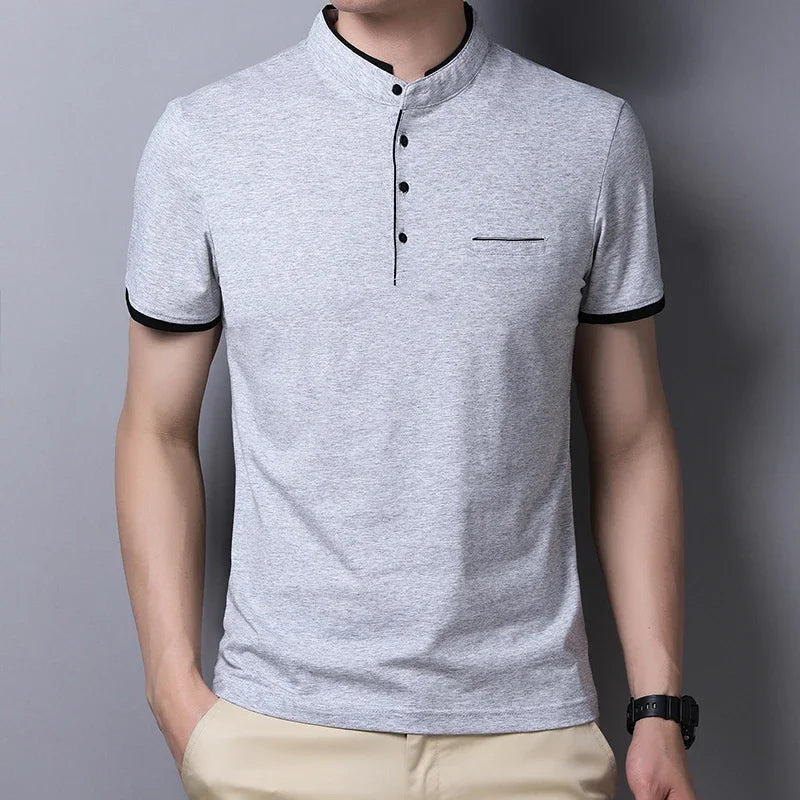 2025 nouveaux hommes décontracté et à la mode couleur unie à manches courtes col montant T-shirt été polyvalent et confortable haut