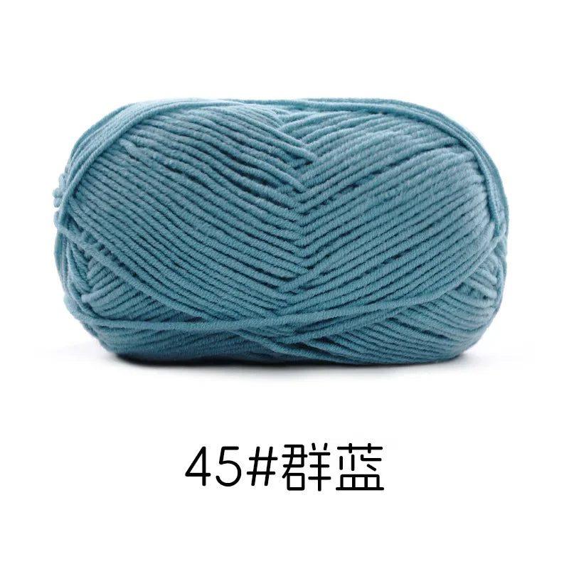 Pelote de Fil de Coton de Lait Peigné à 4 Brins, Laine Douce pour Crocheter et Tisser à la Main, 50g Chacun. 120M)