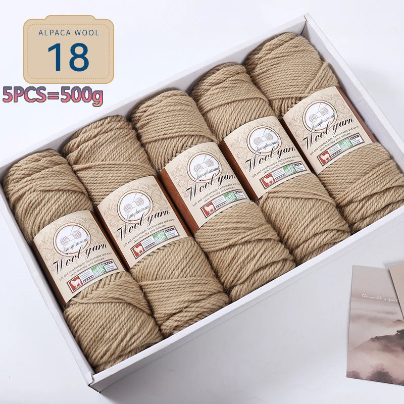 500 جرام 1 كيس كبير من خيوط الألبكة الصوفية السميكة، مادة الحياكة اليدوية، خيوط حياكة غير رسمية، تستخدم في صنع المعاطف، السترات، الأوشحة، القبعات، الشالات، الصدريات، ومجموعة متنوعة من المنتجات الأخرى.