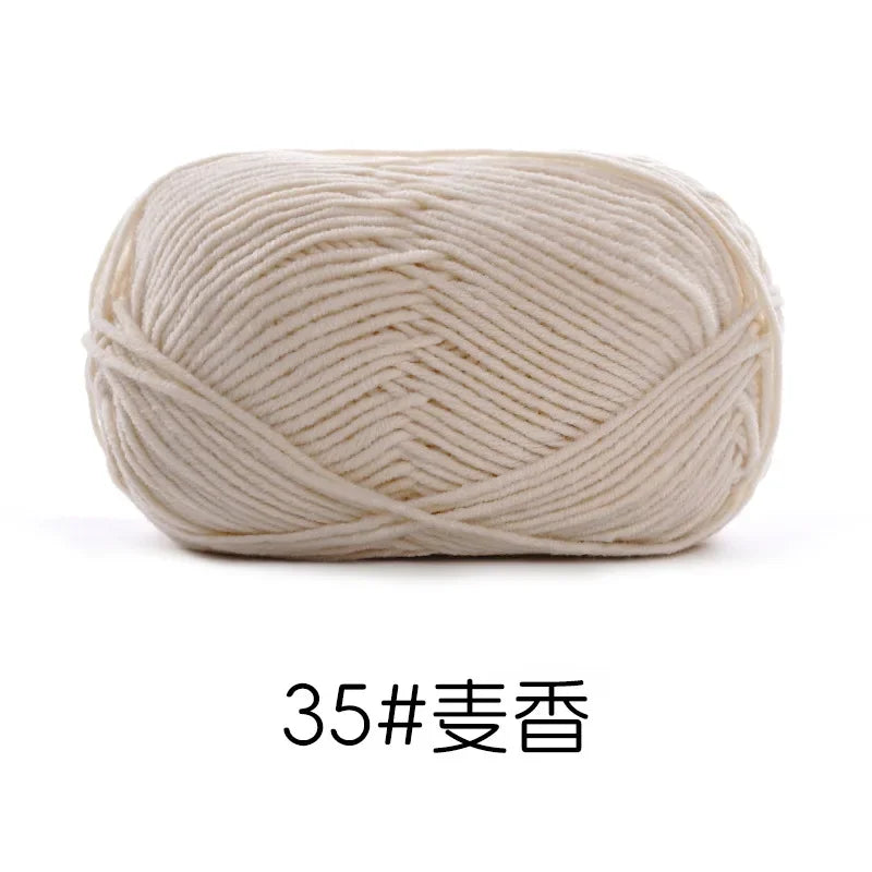 Pelote de Fil de Coton de Lait Peigné à 4 Brins, Laine Douce pour Crocheter et Tisser à la Main, 50g Chacun. 120M)