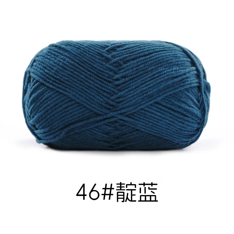 Pelote de Fil de Coton de Lait Peigné à 4 Brins, Laine Douce pour Crocheter et Tisser à la Main, 50g Chacun. 120M)