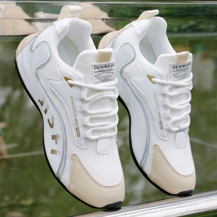 Une paire de chaussures d'entraînement respirantes pour hommes avec lacets, confortables et légères, adaptées au sport, aux activités de plein air, aux déplacements quotidiens et à un usage décontracté, chaussures d'
