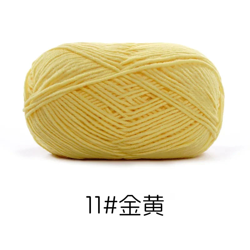 Pelote de Fil de Coton de Lait Peigné à 4 Brins, Laine Douce pour Crocheter et Tisser à la Main, 50g Chacun. 120M)