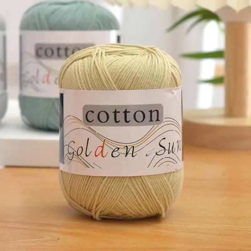 200 g de fil de coton pur 100 %, fil au crochet moyen-fin, fait à la main pour tricoter des pulls, des gilets, des chapeaux et des petites couvertures. Fil de coton moyen-fin, 1 pièce = 4 pièces = 200 grammes