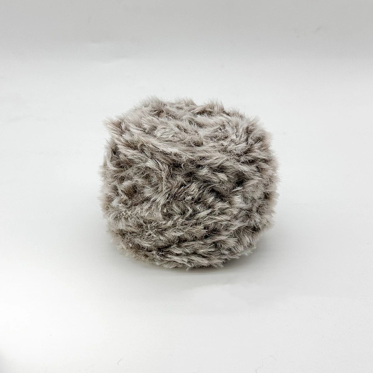 Fil de fourrure Super doux, 1 œuf de 100 grammes, fil de fausse fourrure épais et moelleux pour cils, accessoires et couvertures pour écharpe tricotée au Crochet