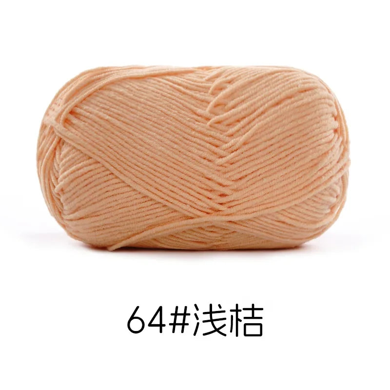 Pelote de Fil de Coton de Lait Peigné à 4 Brins, Laine Douce pour Crocheter et Tisser à la Main, 50g Chacun. 120M)
