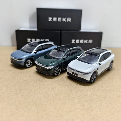 1:64 ZEEKR 7X SUV modèle de voiture en alliage moulé sous pression en métal Miniature échelle nouvelle énergie véhicule modèle de voiture Simulation Collection enfants jouet cadeau