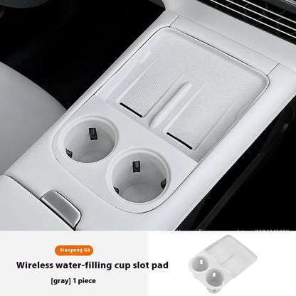 Xiaopeng-Coussin en silicone de charge sans fil, intérieur de protection, contrôle central, tasse à eau, adapté pour Xpeng G6